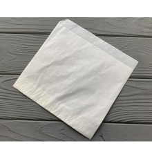 Куточок паперовий білий для піци (170х170мм) 74Ф (економ)
