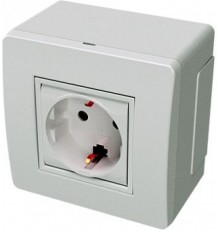 Розетка DKC 10482B Brava з з/к, 16 А White