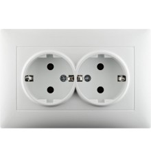 Розетка Almera подвійна IP20 з з/к White (164673)
