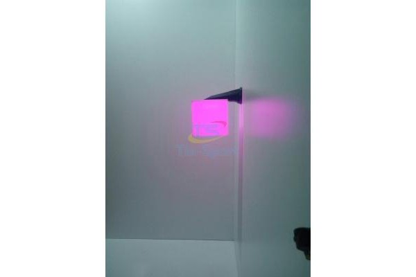 Настінний світильник Куб 20х20см з RGB підсвічуванням TIA-SPORT