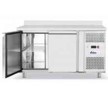 Стіл холодильний 2-дверний з бічним розташуванням агрегату